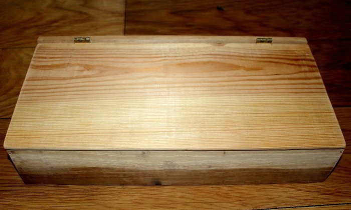 Kelas kayu do-it-yourself kotak kayu