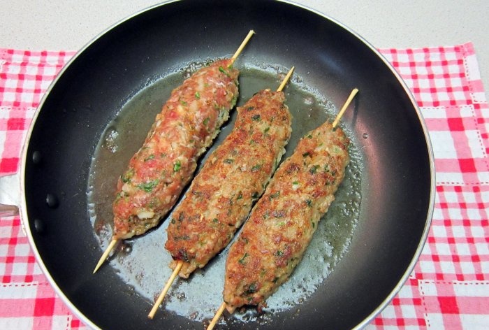 Varkensvlees Kebab In Een Pan
