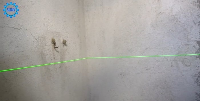 Cum se creează un nivel laser simplu dintr-un indicator