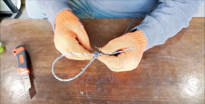 Kako pletenica kraja kabela u petlju