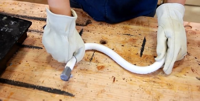 Comment plier un tuyau en plastique
