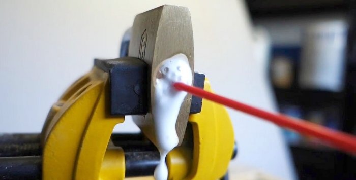 Πώς να αφαιρέσετε ένα τσιπ κλειδιών από την κλειδαριά