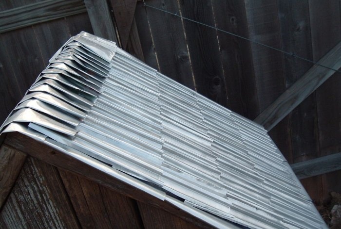 Acoperiș de acoperiș din cutii de aluminiu