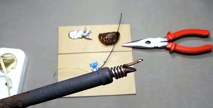 Life hack how to solder small parts with a thick soldering iron