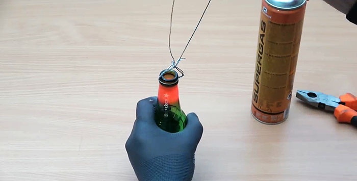 Como dobrar o gargalo de uma garrafa de vidro