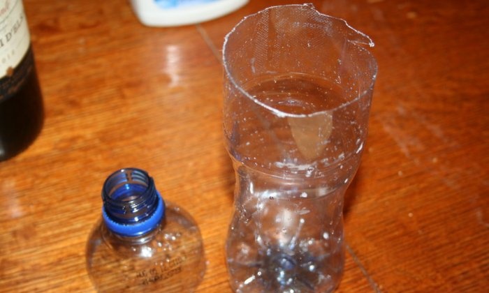 Sådan laves en effektiv fælde for hveps fra en plastflaske