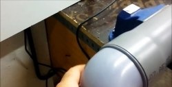 Hvordan lage en socketforbindelse med en hårføner i bygningen