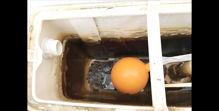 How to remove solid deposits from the drain tank in all available ways