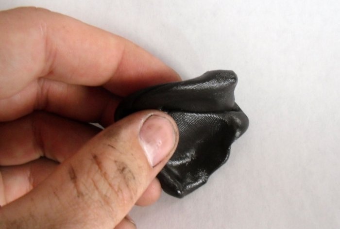 Cum se oferă guma de mestecat magnetic pentru mâini sau plastilină inteligentă