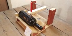 Værktøj til at skære flasker af enhver diameter og længde