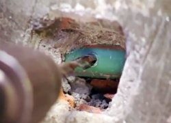 Did you break through the propylene pipe? Two repair technologies