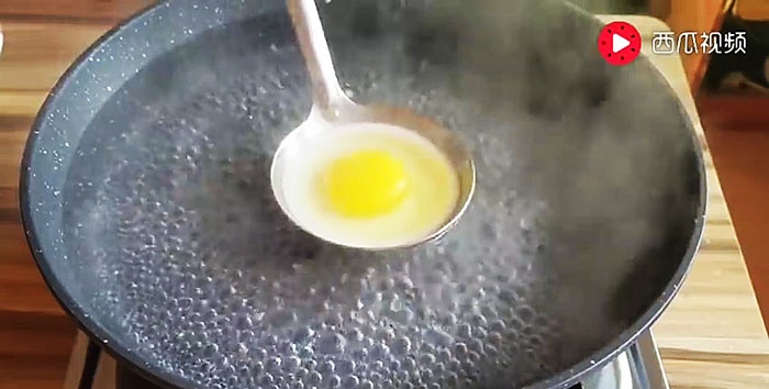 To je nejjednodušší a nejrychlejší způsob, jak vařit vejce lahodně a krásně.