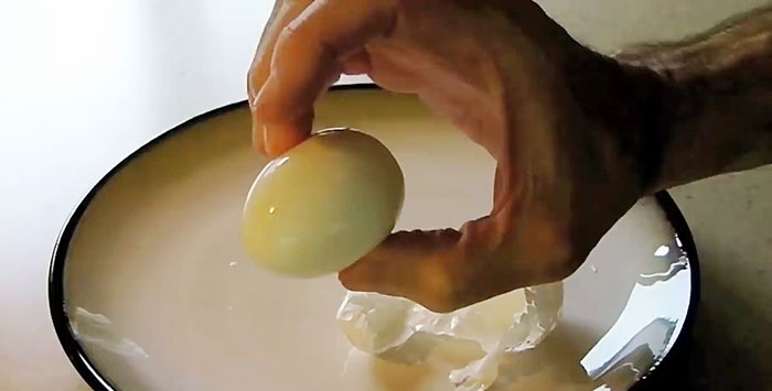 Jak vařit vejce tak, aby byla rychlá a snadno se čistí