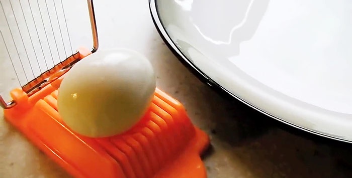 Cum se fierb ouăle, astfel încât acestea să fie rapide și ușor de curățat