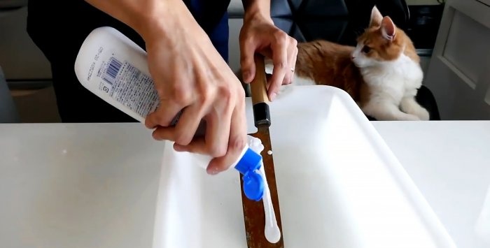 Cómo reparar y afilar un cuchillo oxidado