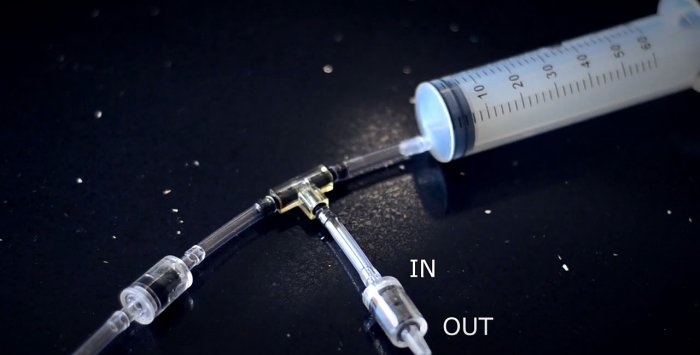 How to make a vacuum packer from a syringe