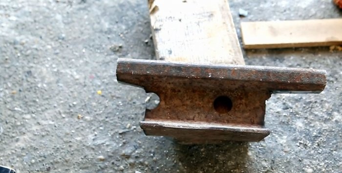 How to make an anvil from an old piece of rail