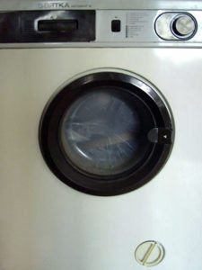den første automatiske vaskemaskine Vyatka