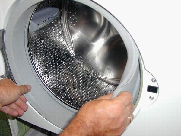 How to replace the cuff of the hatch of a Zanussi washing machine