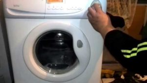 patikrinkite naudotą skalbimo mašiną