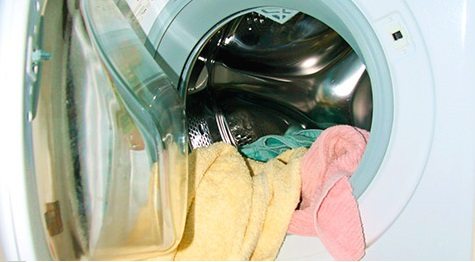Não gire enquanto gira na máquina de lavar