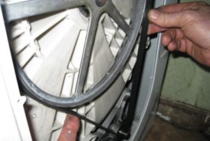 tali pinggang memandu gantian pada mesin basuh