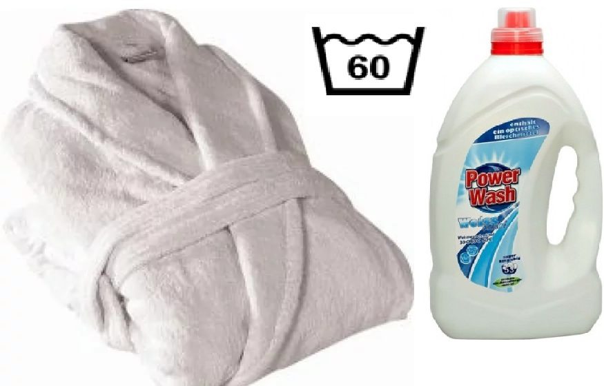 Cách giặt áo choàng tắm