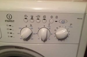 Bảng điều khiển cho máy giặt Indesit WISL 103
