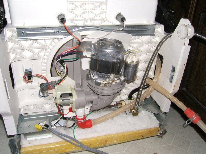 Tổng quan về máy rửa chén bát đứng của Bosch 45 cm