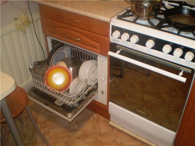 Sådan placeres en opvaskemaskine i et lille køkken