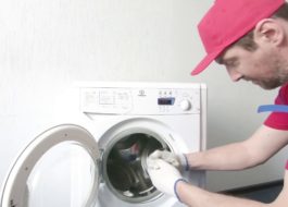 Indesit veļas mazgājamās mašīnas durvis neaizveras