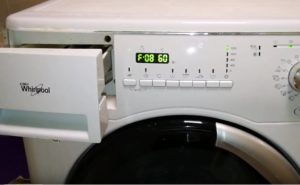 วิธีการแก้ไขข้อผิดพลาด F08 บนเครื่องซักผ้า Virpul