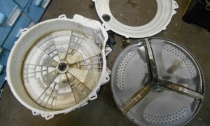 Dismantling the non-separable tank of the washing machine