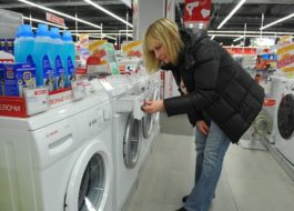 Tiêu thụ nước của máy giặt là gì?