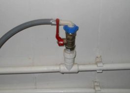 Làm thế nào để kết nối máy rửa chén với hệ thống cấp thoát nước