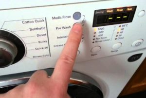 Как да изключите пералнята на LG по време на пране