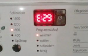 Klaida E29 „Bosch“ skalbimo mašinoje